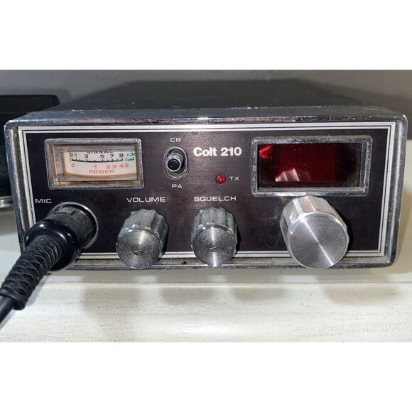 Vintage Colt 210 CB Radio   Untested - Picture 1 of 3